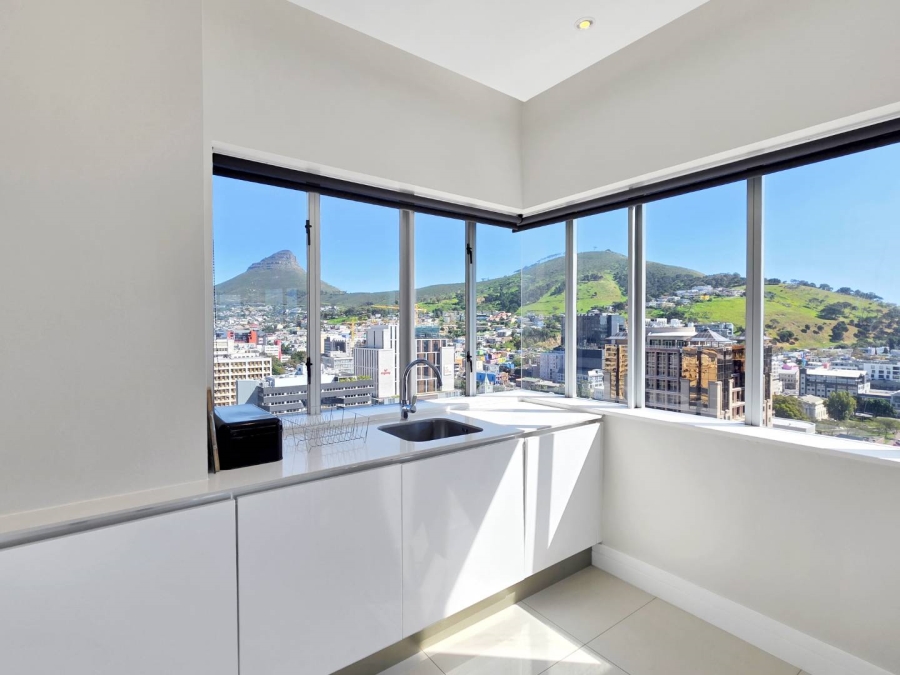 2 Bedroom Property for Sale in Cape Town City Centre Western Cape